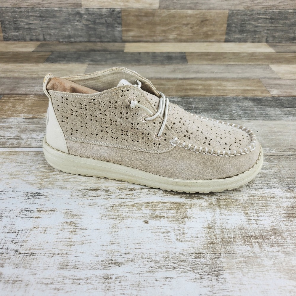 Hey Dude Wendy Mid Suede Boho Womens Loafer Shoes Sz 7 Taupe Comfort Round Toe